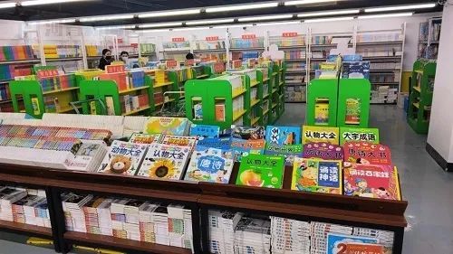 图书大厦临时卖场启动 升级期间为您“续航”知识之旅